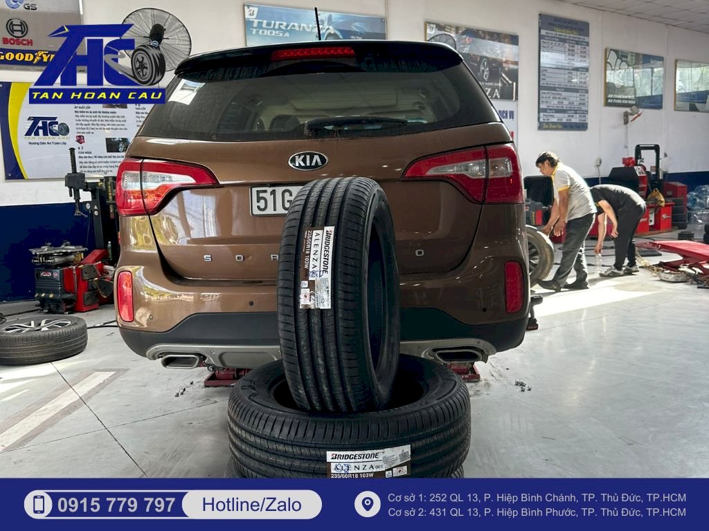 Giá lốp xe Kia Sorento Bridgestone, Michelin theo kích thước, size chuẩn thông số lốp theo xe và địa chỉ thay lốp tại Thủ Đức, TPHCM