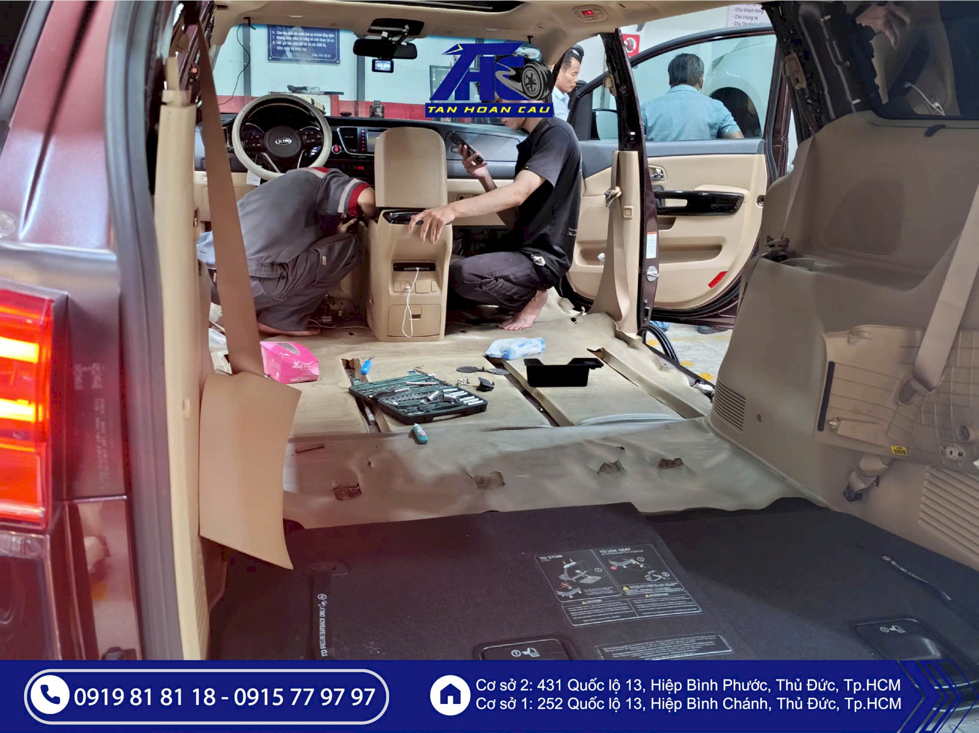 6 bước “dọn dẹp – tân trang – làm mới” nội thất ô tô chuyên nghiệp giúp xế thơm mới, sang trọng chuẩn bị đón Tết tại Ô Tô Tân Hoàn Cầu!