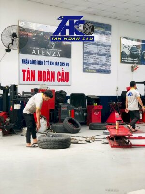 Thay lốp xe ô tô, khi nào cần thay lốp xe ô tô  từ Trung Tâm Dịch Vụ Và Vỏ Xe Ô Tô Tân Hoàn Cầu