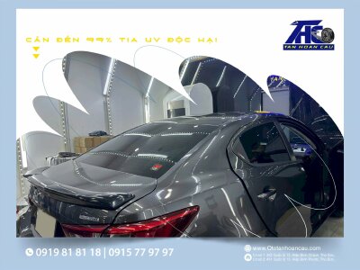 Có nên tự dán phim cách nhiệt xe ô tô tại nhà? Quy trình dán phim cách nhiệt đạt chuẩn