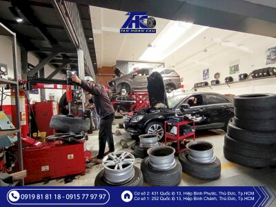 Đầu năm chăm Xế đúng cách – Lái xe an tâm suốt 12 tháng với dịch vụ thay lốp - bảo dưỡng - chăm sóc xe ô tô toàn diện chuyên nghiệp tại Ô Tô Tân Hoàn Cầu TPHCM