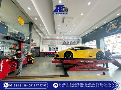 Áp suất lốp mùa nắng: Sai 1 chút – Nguy hiểm gấp 10 lần bạn nghĩ! Đặt lịch kiểm tra & bảo dưỡng ngay tại trung tâm chăm sóc xe toàn diện Ô Tô Tân Hoàn Cầu TPHCM