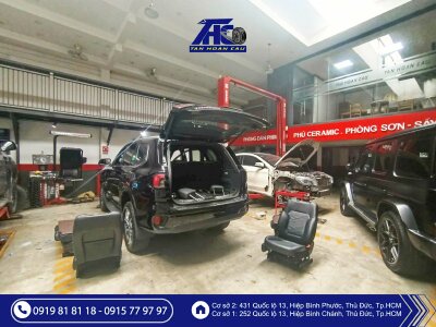 Ghế da ô tô xuống cấp âm thầm nếu không được chăm sóc định kỳ – Nên hay không nên bảo dưỡng? Lời khuyên từ Ô Tô Tân Hoàn Cầu – Trung tâm bảo dưỡng, sửa chữa, chăm sóc xe và lốp ô tô chính hãng chuyên nghiệp top đầu TP.HCM