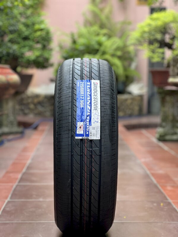 Giá lốp xe (vỏ xe) ô tô Bridgestone cập nhật mới nhất từ Bridgestone B Sellect Tân Hoàn Cầu đại lý lốp xe Bridgestone chính hãng