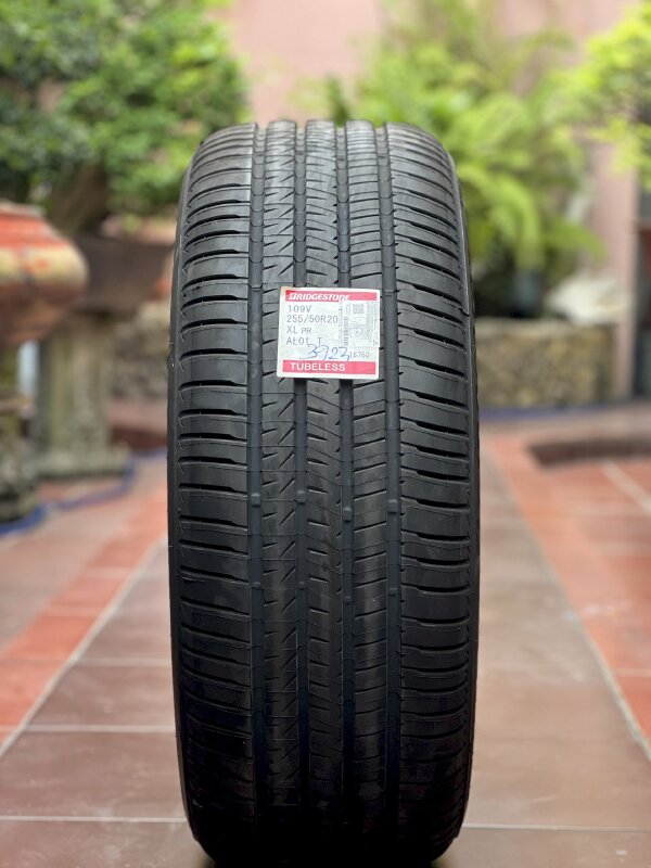 Giá lốp xe (vỏ xe) ô tô Bridgestone cập nhật mới nhất từ Bridgestone B Sellect Tân Hoàn Cầu đại lý lốp xe Bridgestone chính hãng