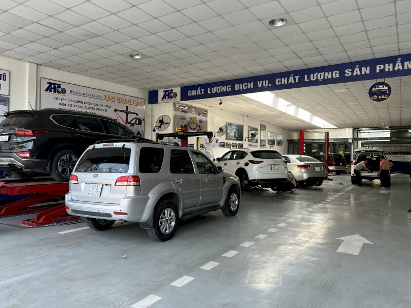 Hệ thống dịch vụ bảo dưỡng ô tô tại Ô tô Tân Hoàn Cầu TPHCM