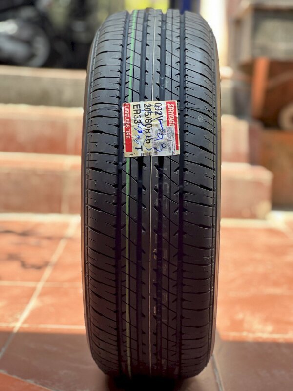 Lốp ô tô phải được bơm áp suất như thế nào?