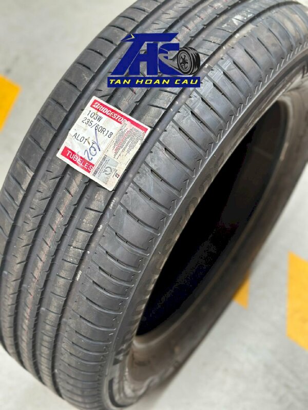 Lốp Bridgestone Alenza AL01 235/60R18 103W - THC148