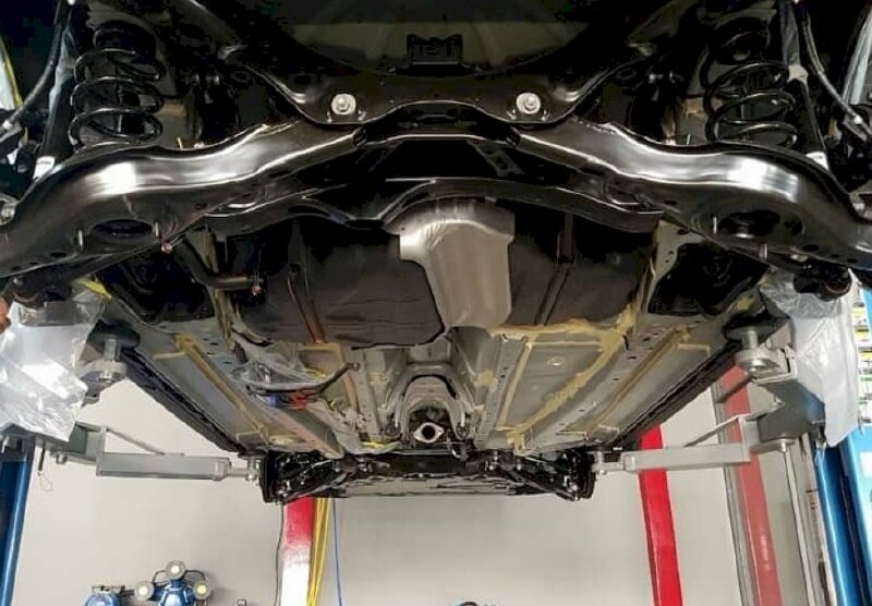 Phủ gầm xe ô tô là cách bảo dưỡng gầm xe hiệu quả nhất