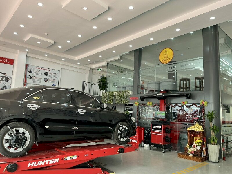 Tư vấn dán phim cách nhiệt ô tô - Top 20 câu hỏi thường gặp tại Ô Tô Tân Hoàn Cầu 431 QL13 Thủ Đức