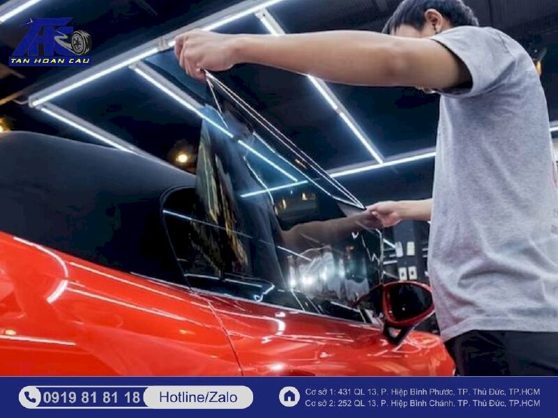 Quy trình dán phim cách nhiệt 3M - Ô Tô Tân Hoàn Cầu -Dán Phim Lên Kính