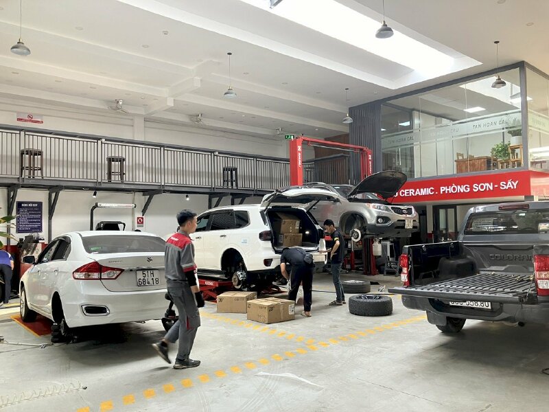 Ô Tô Tân Hoàn Cầu Since 1996 Garage Ô Tô Thủ Đức Dịch Vụ Bảo Dưỡng Ô Tô Chuyên Nghiệp Vị Trí Trung Tâm Thuận Lợi